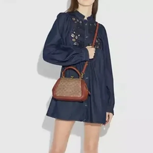 Coach Frame Bag 23 In Signature Canvas - Picture 5 of 15